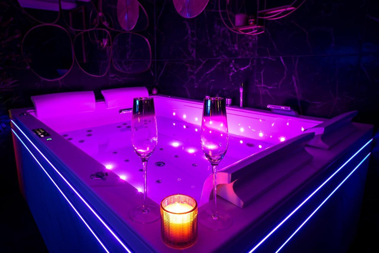 Love Room “La Nuit De Reve” Centre Historique Περπινιάν Εξωτερικό φωτογραφία